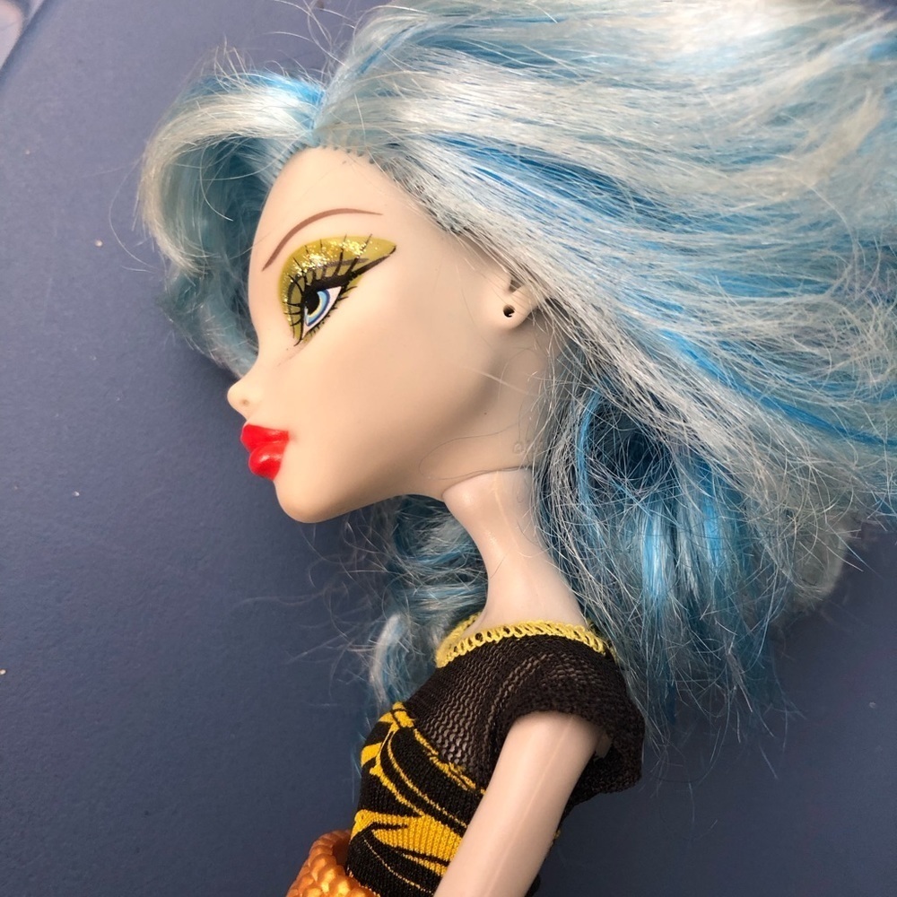 💕💕Vintage Monster High💘 Fan favourite Ghoulia Yelps **sold as is - Picture 7 of 8